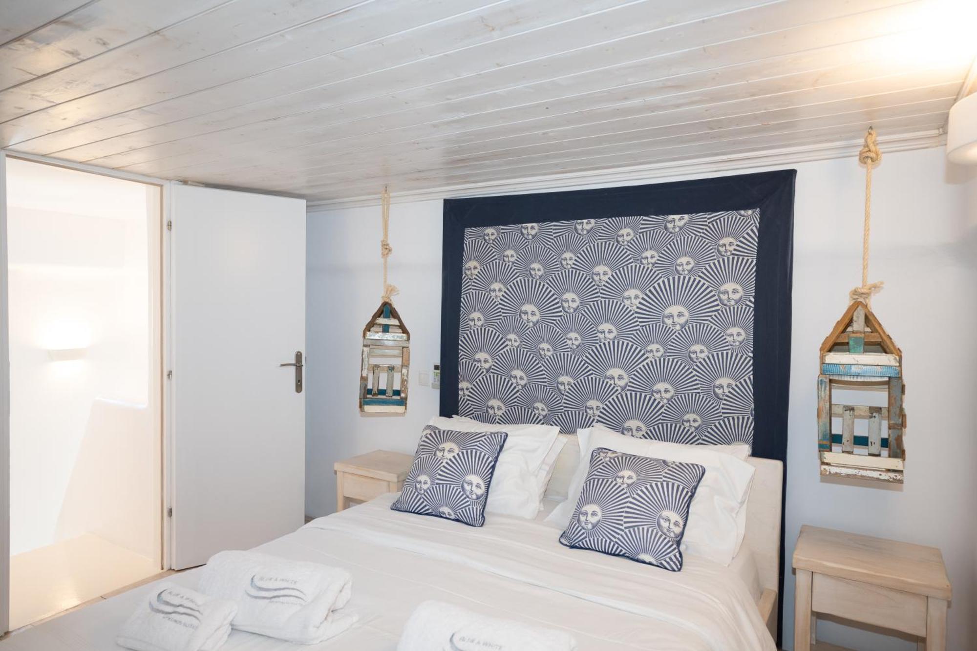 Blue, White And Grey Suites オルノス エクステリア 写真